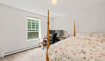15 Silver Dawn Rd, Campton, NH 03223