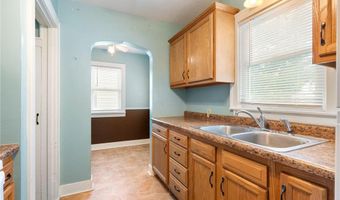 607 11th St SW, Austin, MN 55912