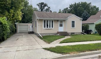 808 SE 10th Ave, Aberdeen, SD 57401