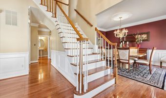 43760 COG HILL Ter, Ashburn, VA 20147