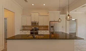 402 Montrose Pl, Brandon, MS 39042