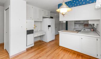 2859 Renfrew St, Ann Arbor, MI 48105