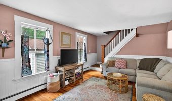 53 Central St, Ashburnham, MA 01430