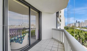 2000 Island Blvd 808, Aventura, FL 33160