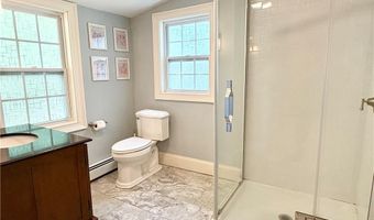 79 W Shore Dr, Exeter, RI 02822