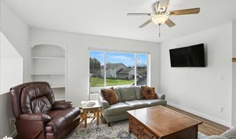 9112 Lakehurst Dr, Anchorage, AK 99502