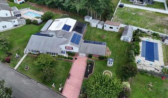 4 E Curran Dr, Absecon, NJ 08201