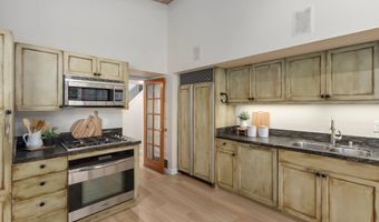 5145 San Aquario Dr, San Diego, CA 92109