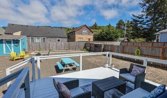 17905 OCEAN Blvd, Rockaway Beach, OR 97136