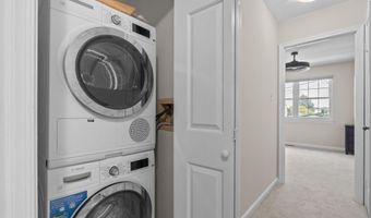 938 S ROLFE St, Arlington, VA 22204