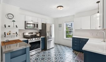 12 Cherry St, Bath, ME 04530