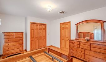 113 Log Rd, North Smithfield, RI 02830