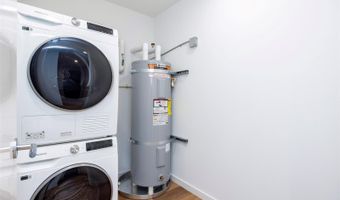 1500 Rycroft St 4119R, Honolulu, HI 96814