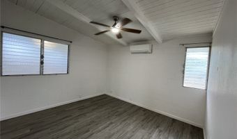 1549 Molehu Dr, Honolulu, HI 96818