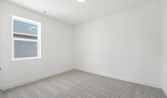 1432 N 163rd St, Basehor, KS 66007