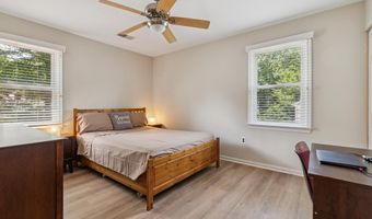 4914 KING DAVID Blvd, Annandale, VA 22003