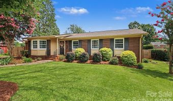 3330 Woodleaf Rd, Charlotte, NC 28205