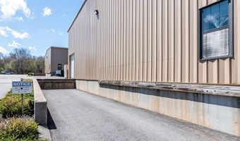 376 Dry Bridge Rd H1h2, North Kingstown, RI 02852