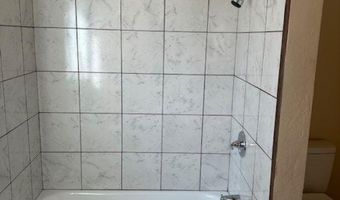 706 W Cherry Ln, Carlsbad, NM 88220