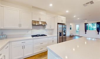 2750 W 182nd St 112, Torrance, CA 90504