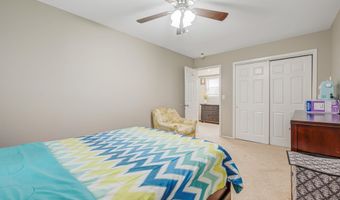 2751 Schleigel Blvd, Amityville, NY 11701