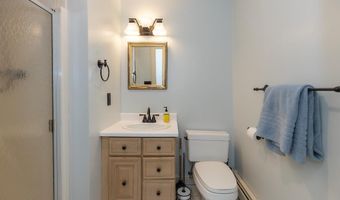 10 Ten Broeck Pl, Albany, NY 12210