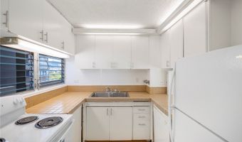 2421 Ala Wai Blvd 805, Honolulu, HI 96815