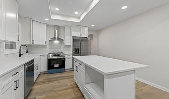 309 Glenbrook Ln, Avon, IN 46123