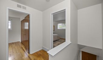 3007 Williamsburg Rd, Ann Arbor, MI 48108