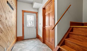 706 26th St, Allegan, MI 49010