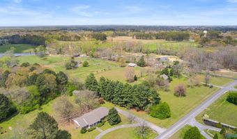 2072 Walnut St, Albertville, AL 35950