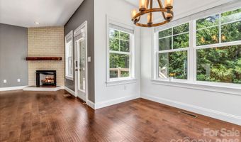 48 Asher Ln, Arden, NC 28704