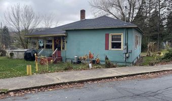 12 11th St, Berlin, NH 03570