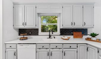 140 Wendy, Athens, GA 30605