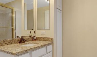 901 N MONROE St 1408, Arlington, VA 22201