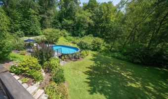 7 S Ridge Rd, Brookfield, CT 06804