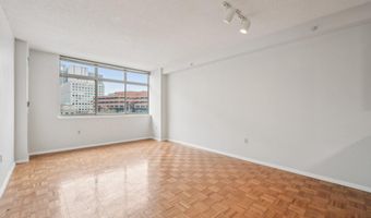 7111 WOODMONT Ave 814, Bethesda, MD 20815