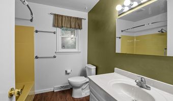 310 4TH St, Reading, PA 19607