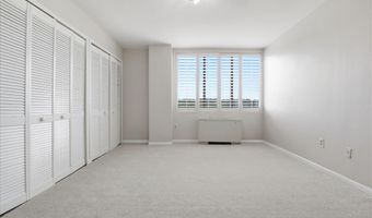 6641 WAKEFIELD Dr 703, Alexandria, VA 22307