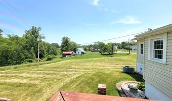 5871 Ballard Red Sulphur Pkwy, Ballard, WV 24918