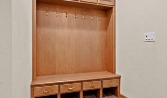 209 E TIMBERLINE Dr, Appleton, WI 54913