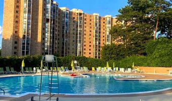 5901 MOUNT EAGLE Dr 212, Alexandria, VA 22303