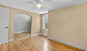 74 Park View Blvd, Cranston, RI 02910