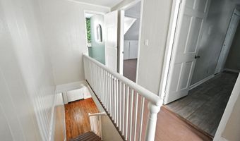 133 Riverside Dr, Augusta, ME 04330