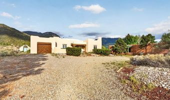 11 Los Altos, Arroyo Seco, NM 87514