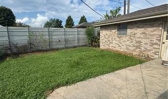 324 CHINCHILLA Dr, Arabi, LA 70032