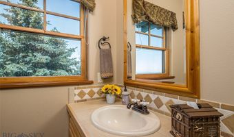 390 Hayrake Ln, Bozeman, MT 59715