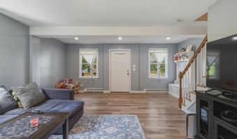 475 Birch St, Bristol, CT 06010
