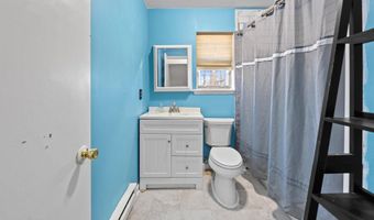 14 Georgetown Blvd, Barnegat, NJ 08005