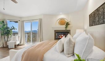 4333 Calavo Dr, La Mesa, CA 91941
